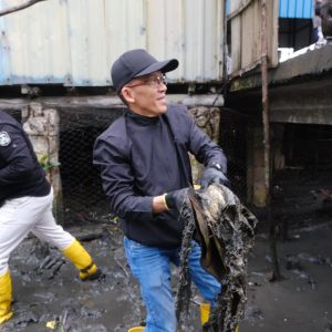 Upaya Tekan Prevalensi Stunting, Pj Wako Turut Bersihkan Pemukiman dan Kawasan Pesisir