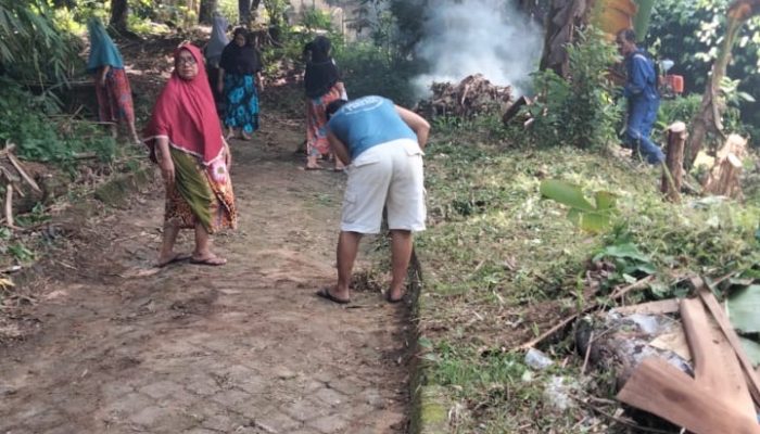 Masyarakat Tanjungpinang Giat Goro Untuk Kebersihan Lingkungan