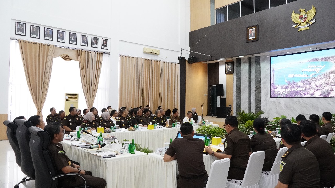 Wakil Jaksa Agung RI Kunker di Kejati Kepri, Mengingatkan Berperilaku Bijaksana Bermedsos