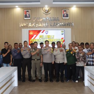 Jaga Kamtibmas, Polresta Tanjungpinang Beri Pelatihan Ketua Satkamling 