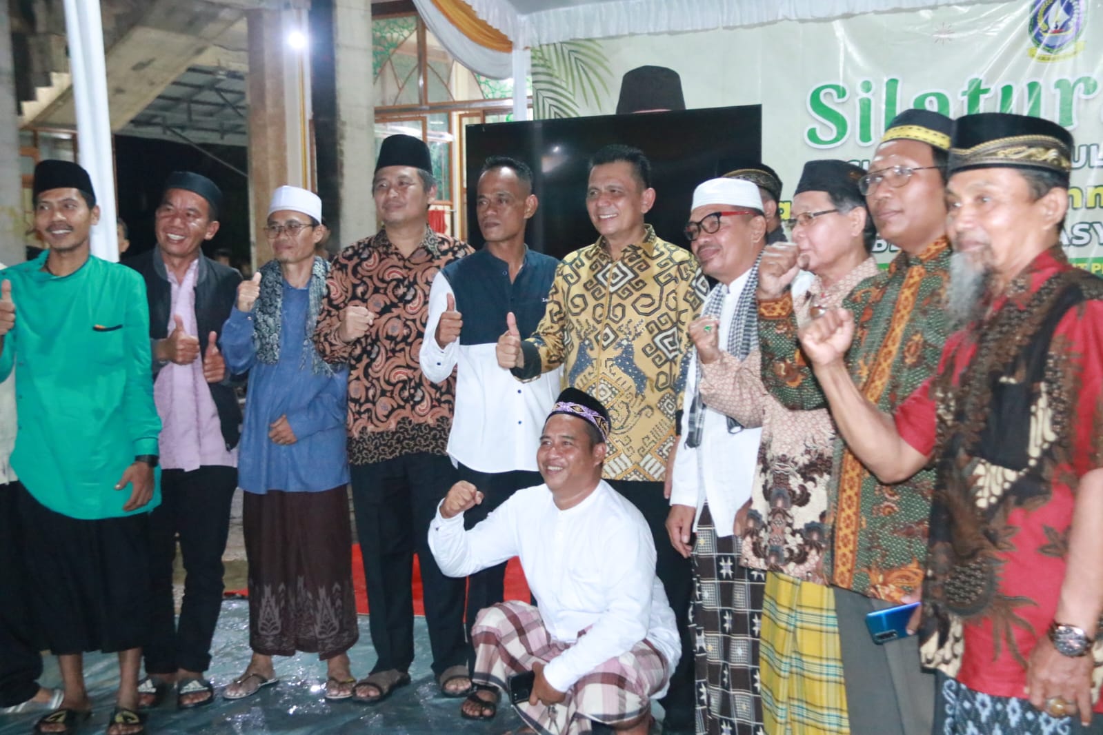 Silaturahmi Dengan Masyarakat  Tembesi, Gubernur Ansar Paparkan Program Strategis 