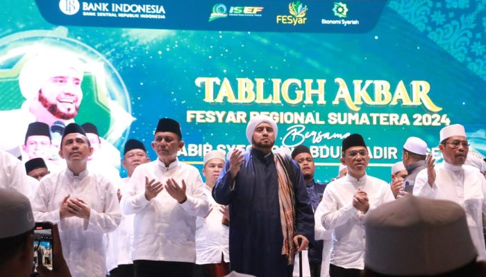 Gubernur Ansar Hadiri Tabligh Akbar Pembuka FESyar Sumatera 2024 di Kota Batam