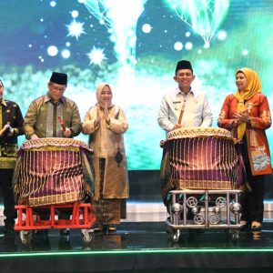 Opening Ceremony FESyar 2024 Regional Sumatera, Gubernur Ansar : Akselerasi Ekonomi dan Keuangan Syariah