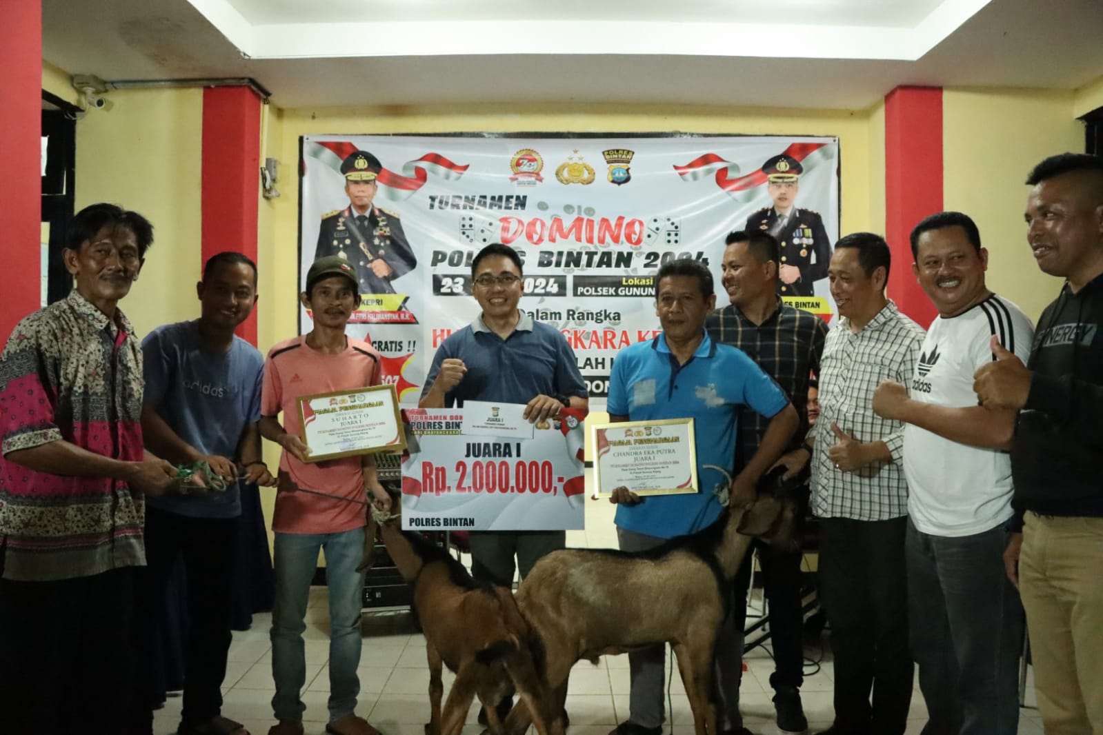 Turnamen Domino Semarak HUT Bhayangkara Ke-78, Kapolres Bintan Berikan Hadiah 2 Kambing