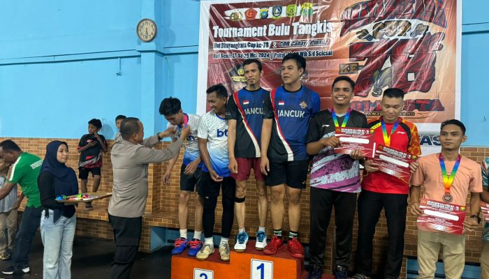 Inilah Pemenang Tournamen Bulu Tangkis Polresta Tanjungpinang HUT Bhayangkara Ke-78