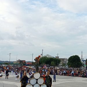 Masyarakat Tanjungpinang Antusias Saksikan Atraksi Drum Band Taruna TNI AU