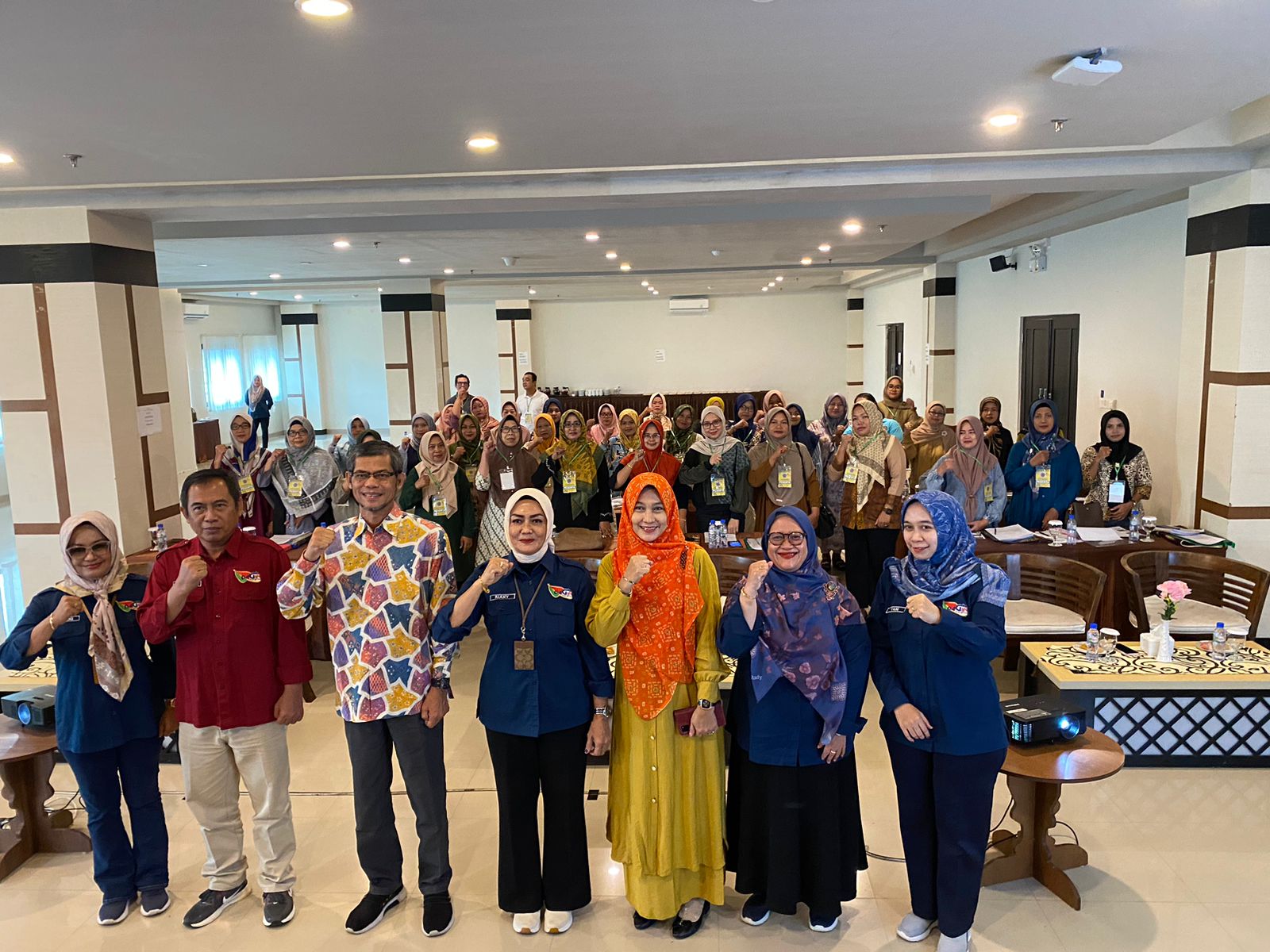 Disdagin Tanjungpinang Berikan Pelatihan Sertifikasi Halal Diikuti 40 IKM