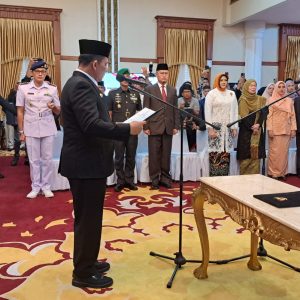 Dilantik Gubernur Ansar, Andri Rizal Siregar Gantikan Hasan Jabat Pj Walikota Tanjungpinang