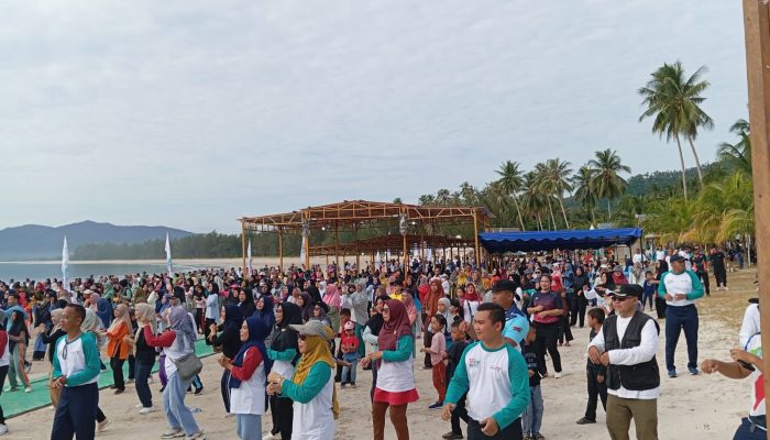 TNI-Polri Laksanakan Pengamanan Padang Melang Internasional Folkore Festival 2024 di Anambas