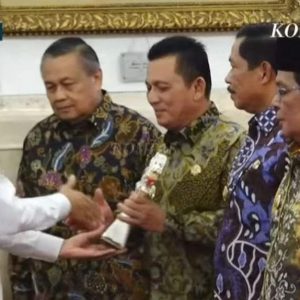 Kendalikan Inflasi, TPID Kepri Raih Penghargaan TPID Award 2024 Sebagai TPID Provinsi Berkinerja Terbaik