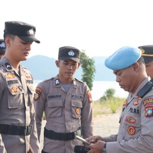 Upaya Berantas Judi Online, Propam Polres Kepulauan Anambas Razia HP Setiap Anggota