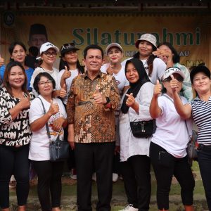 Tabuhan Rebana Sambut Kedatangan Gubernur Ansar di Kavling Seroja Sagulung Batam