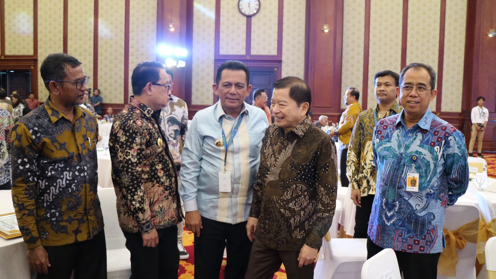 Regsosek Diluncurkan, Gubernur Ansar : Penyaluran Bansos Lebih Tepat Sasaran 