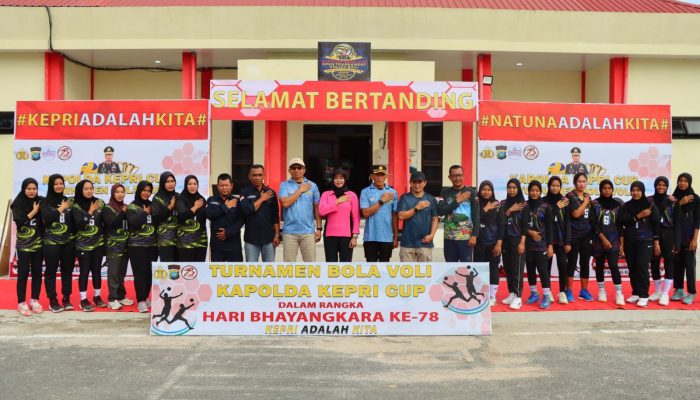Sambut HUT Bhayangkara Ke-78, Polres Natuna Gelar Turnamen Bola Voly Kapolda Kepri U23