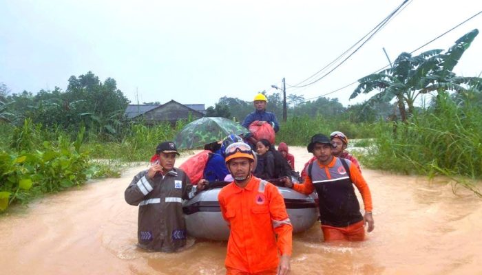 BPBD Tanjungpinang Himbau Warga Waspada Saat Hujan Deras dan Angin Kencang 