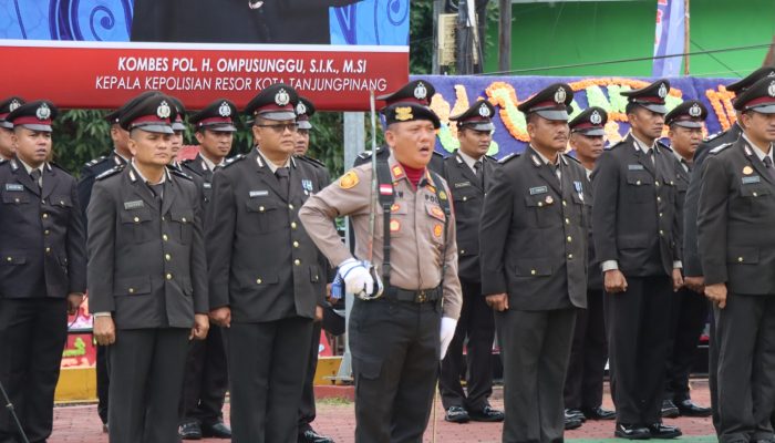 Upacara dan Syukuran Meriahkan HUT Bhayangkara ke-78 di Polresta Tanjungpinang 