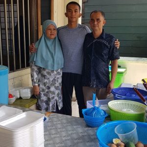 Anak Penjual Nasi Lemak Di Tarempa Lulus Bintara Polri Tanpa Dipungut Biaya 