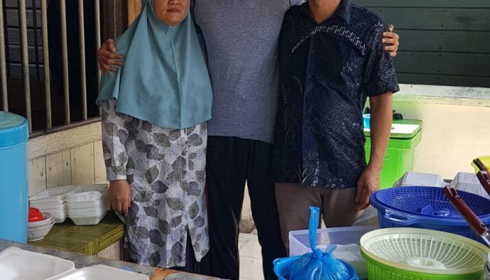 Anak Penjual Nasi Lemak Di Tarempa Lulus Bintara Polri Tanpa Dipungut Biaya 