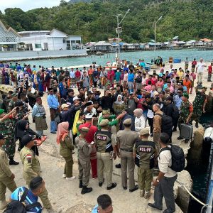 Bupati Natuna Tiba Di Serasan, Besok Buka Event Internasional Parade Jetsky di Pantai Sisi