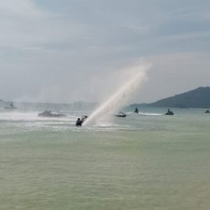 Bupati Natuna Buka Parade Jetsky Di Pantai Sisi Diikuti 36 Peserta, 11 Peserta Dari Serawak Malaysia