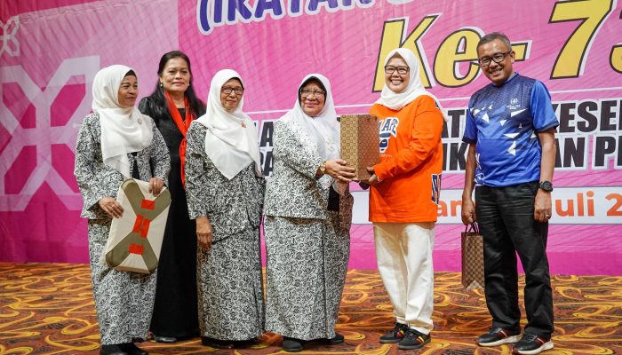 HUT IBI Ke-73, Marlin Agustina : Bidan Ujung Tombak Pemerintah Bangun Kesehatan Ibu dan Anak