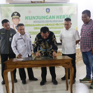 Giliran Masyarakat Desa Kerandin Lingga Terima Bantuan Gubernur Ansar Rp3,99 Miliar 