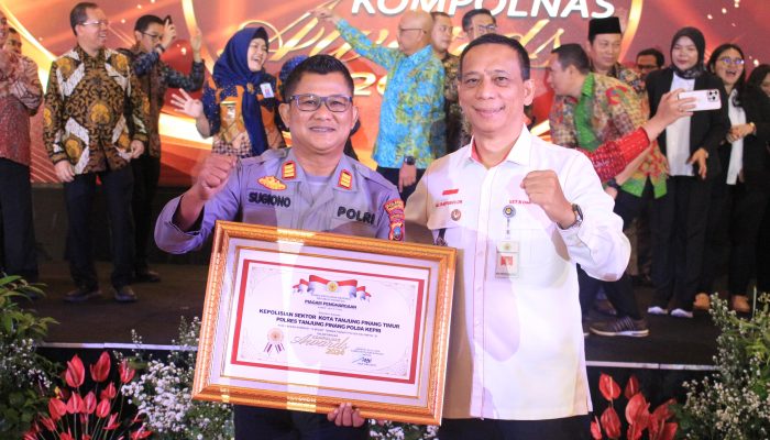 Polsek Tanjungpinang Timur Terima Penghargaan Kompolnas Award 2024 