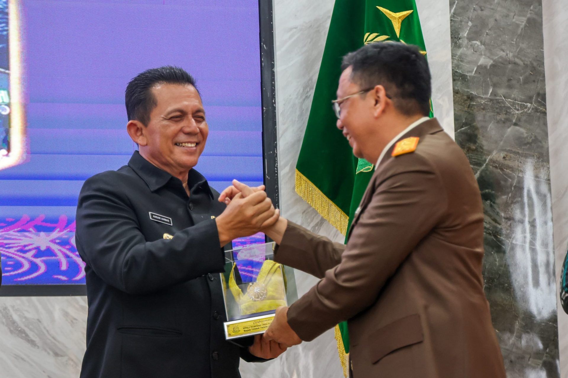 Meriahkan HBA Ke-64, Ansar Ahmad Juara III Forkopimda Kepri Idol