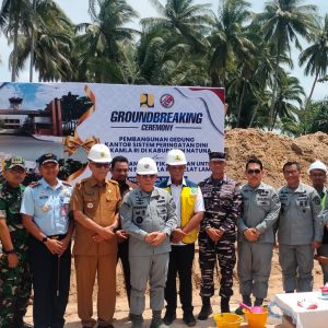 Pemkab Natuna Serahkan Sertifikat Lahan Untuk Pangkalan Bakamla RI Di Selat Lampa