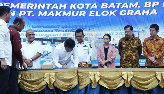 Gubernur Ansar Dan BP Batam Tandatangani Amandemen Akta Pengembangan Rempang Eco-City
