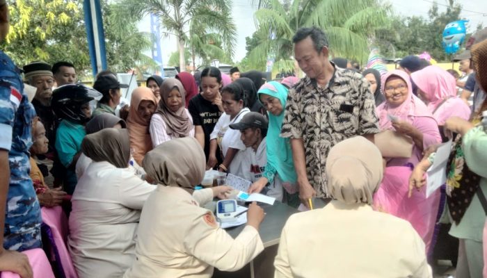 Masyarakat Gunung Kijang Antusias Periksa Kesehatan Gratis Sambut Hari Bakti TNI AU Ke-77