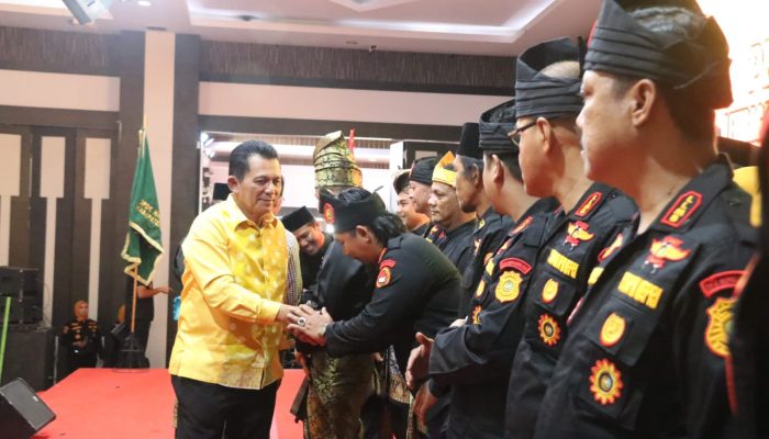 Hadiri Pelantikan LLMB, Gubernur Ansar : Berperan Penting Mempersatukan Masyarakat Melayu 