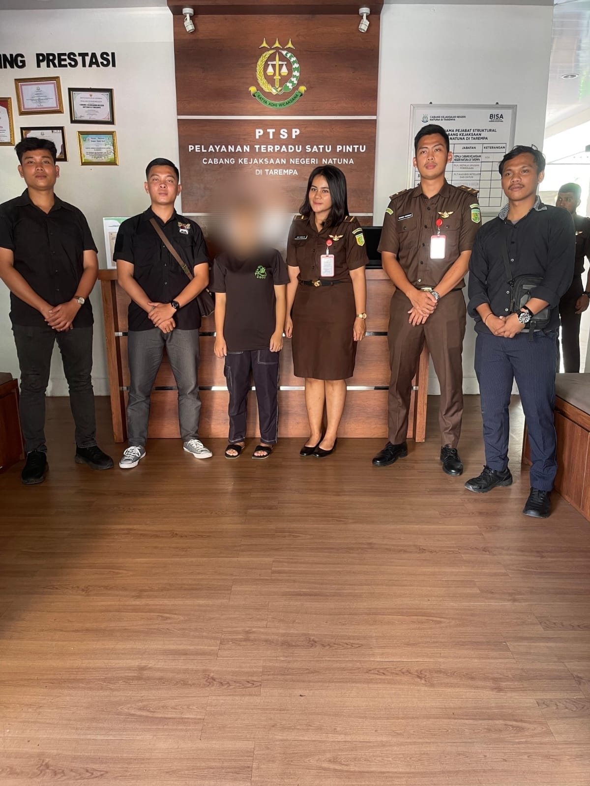 Satreskrim Polres Anambas Serahkan Tersangka dan BB Pembunuhan Bayi Kandung