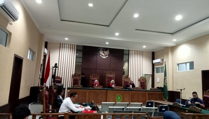 Sidang Gugatan Darma Parlindungan Terhadap PT Expasindo Raya Tempuh Mediasi 