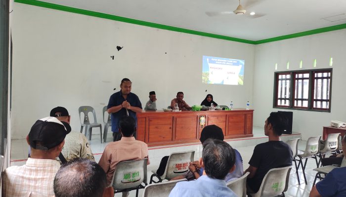 Desa Sungai Buluh di Lingga Kembangkan Kelompok Tani Lewat Sosialisasi Pupuk Subsidi 2024