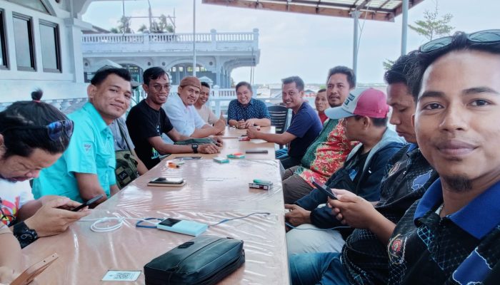 Pererat Silaturahmi, Marzuki Gelar Pertemuan Dengan Wartawan Di Natuna 
