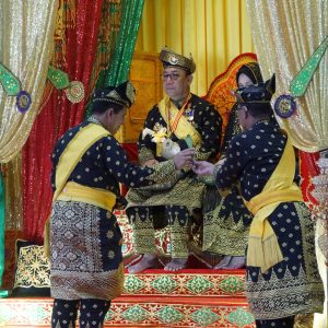 LAM Kepri Anugerahi Kapolda Kepri Gelar Adat Datok Sri Indera Pahlawan