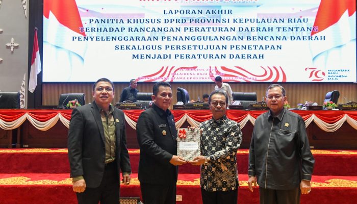 DPRD Kepri Sahkan Perda Penanggulangan Bencana dan APBD-P 2024