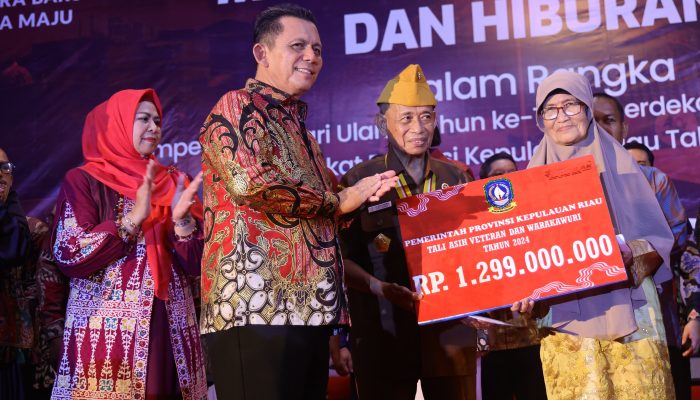 Semarak HUT RI ke-79 di Kepri, Veteran Terima Penghargaan dan Ribuan Warga Nikmati Kuliner Merdeka