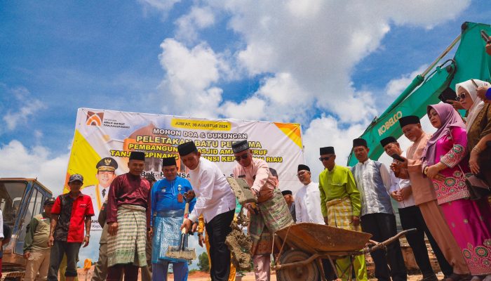 Peletakan Batu Pertama Masjid Amar Ma’ruf, Gubernur Ansar : Tahun 2025, Pemprov Kepri Bantu Rp150 Juta