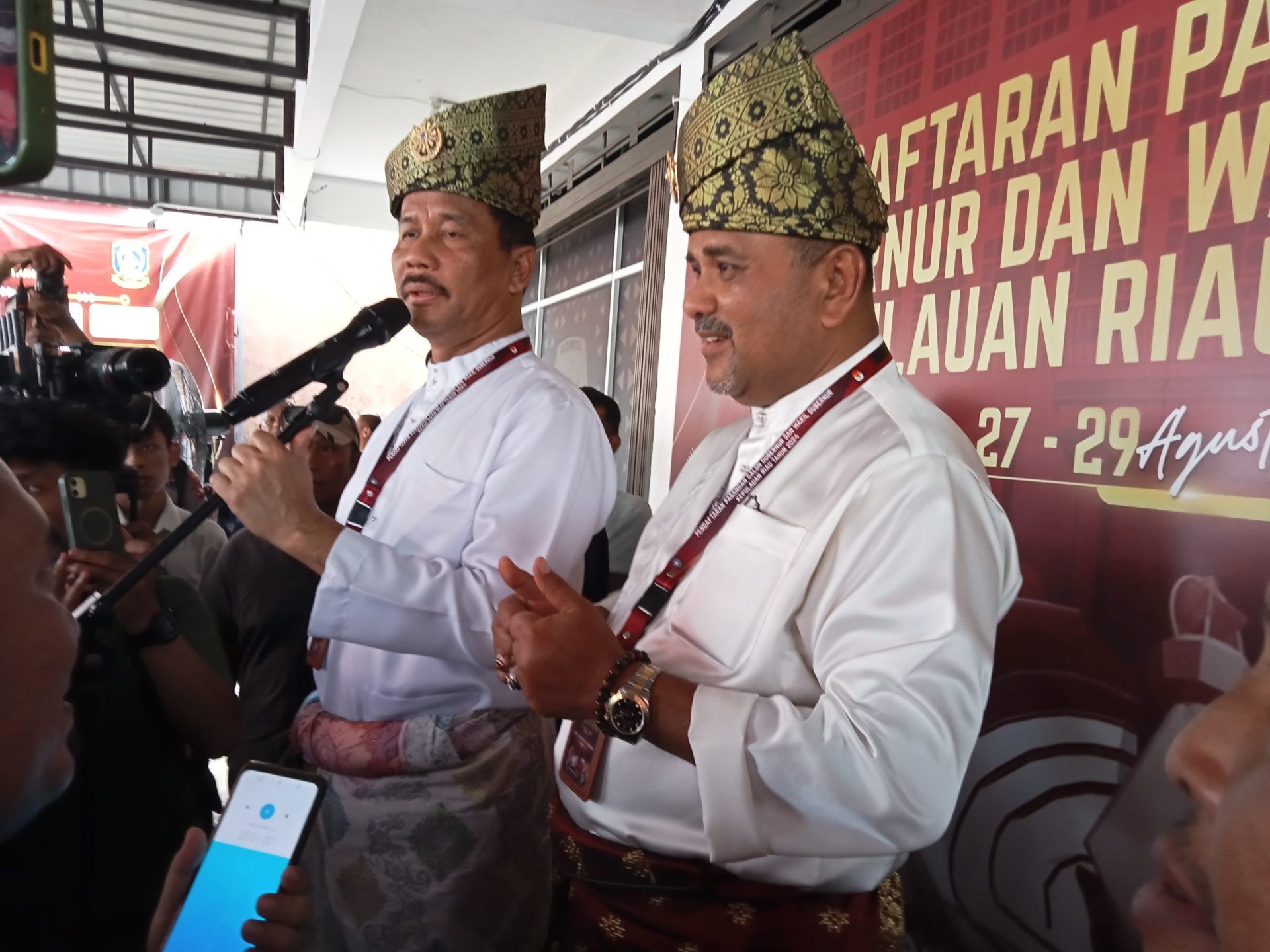 Diusung PDI P, Nasdem dan PSI, Rudi-Aunur Rofiq Daftar Cagub-Cawagub Kepri di KPU Kepri