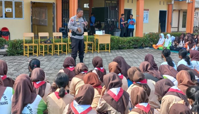 Antisipasi Kenakalan Remaja, Sat Binmas Polresta Tanjungpinang Beri Penyuluhan Kamtibmas di SMAN 7