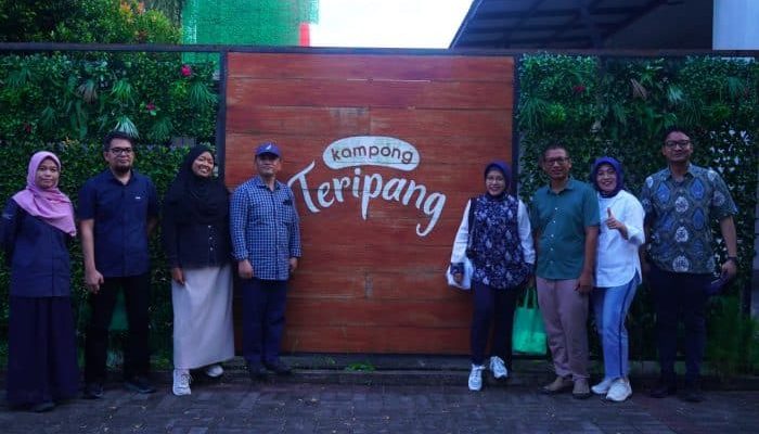 Kepala Bappeda Kepri Dampingi Bappenas Kunjungi Lapangan Ekonomi Biru di Kampong Teripang