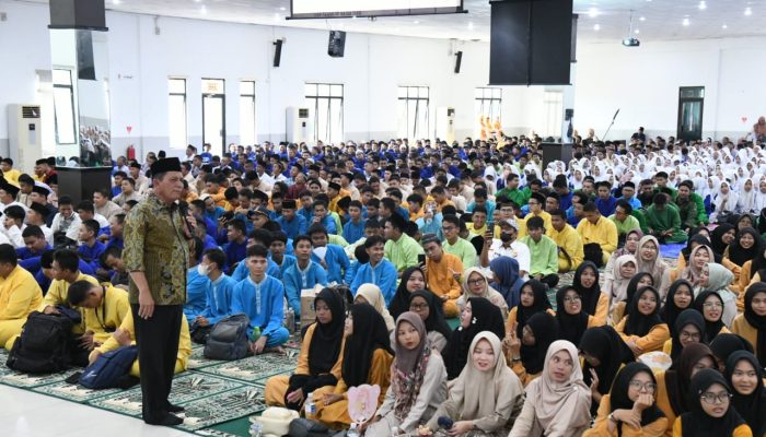 Maulid Nabi di Kampus UNRIKA, Gubernur Ansar Ajak Bersama Bersholawat Nabi Muhammad SAW