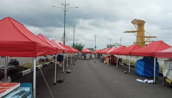 Pelaku UMKM Kembali Berjualan di Pelataran Tugu Sirih Tanjungpinang