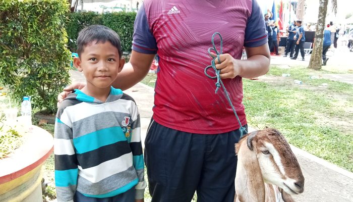 Jalan Sehat Bareng Bawaslu Tanjungpinang, Susanto Senang Dapat Doorprice Kambing