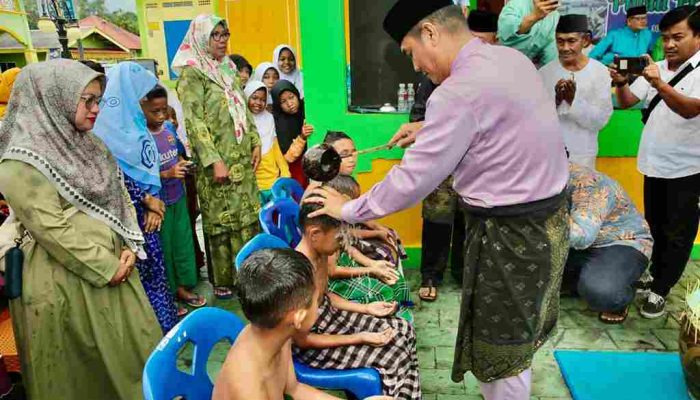 Penghujung Safar, Masyarakat Penyengat Lakukan Tradisi Melayu Mandi Safar