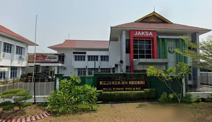 Jaksa Tuntut Rp 2,3 Miliar Dua Terdakwa Korupsi Kampus Umrah Tanjungpinang