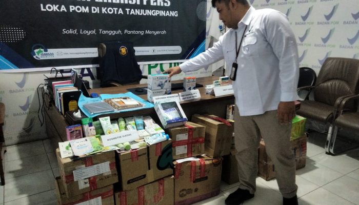 Loka POM Tanjungpinang Amankan Berbagai Produk TIE di Toko Online Merryzhou