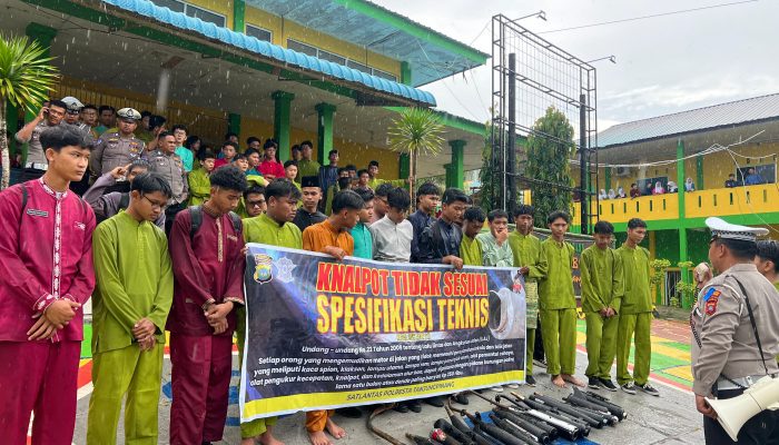 33 Knalpot Tidak Sesuai Spesifikasi Ditemukan di Parkir SMKN 1 Tanjungpinang